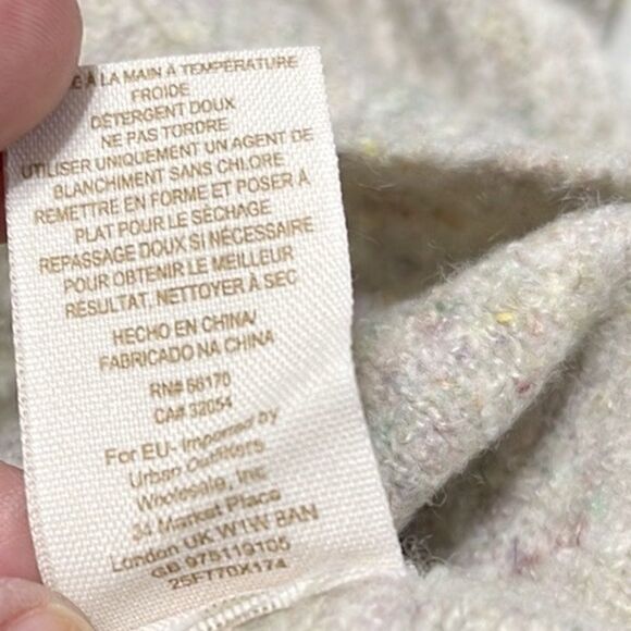 Free People Mock Neck Cable Knit Beige Wool Blend Sweater Size XS - Picture 5 of 7